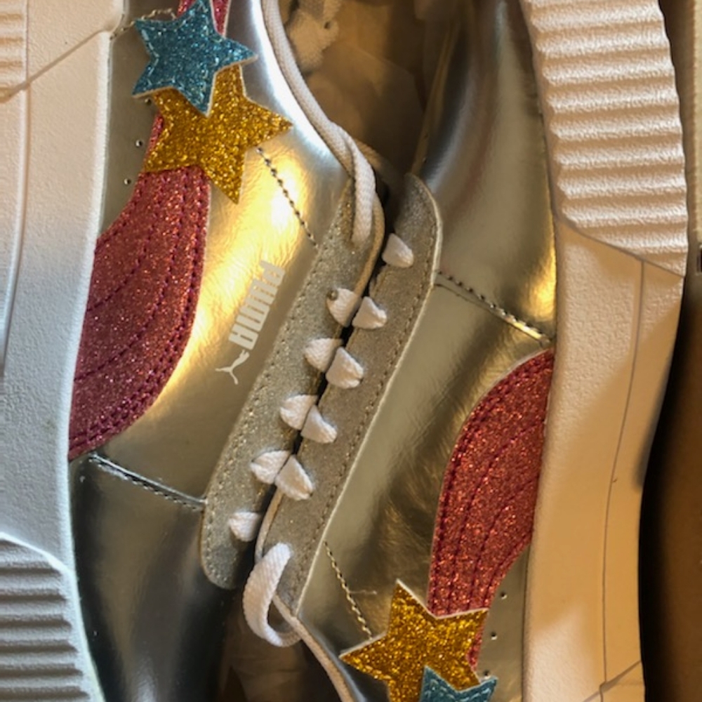 Shoe - Picture 2 of 4